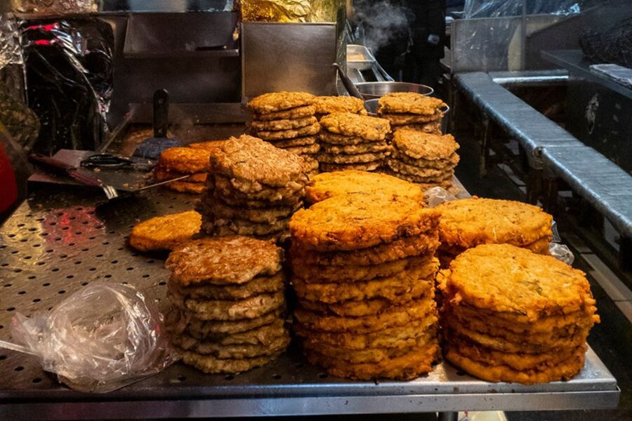 Seoul: Gwangjang Market Netflix Food Tour - Timing, pace, and practical comfort