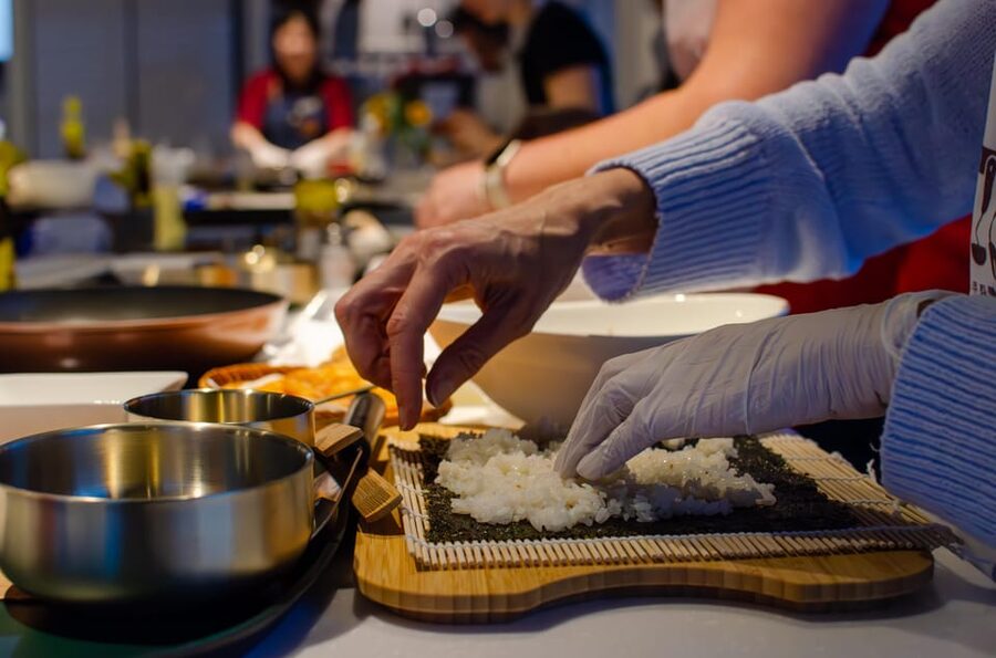 Seoul: Korean Cooking at Seoul Cooking Club! - A Korean feast beginning with small pancakes