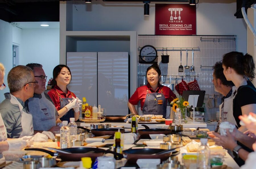 Seoul: Korean Cooking at Seoul Cooking Club! - English-speaking chefs who keep the class moving