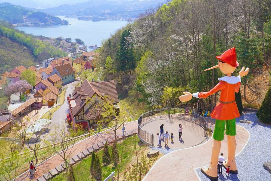Seoul: Nami and Petite France Tour with Optional K-Garden - What $50 gets you, and where the value lies