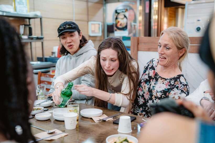 Seoul: Night Market Food Tour with Local Guide - What the two-hour route feels like