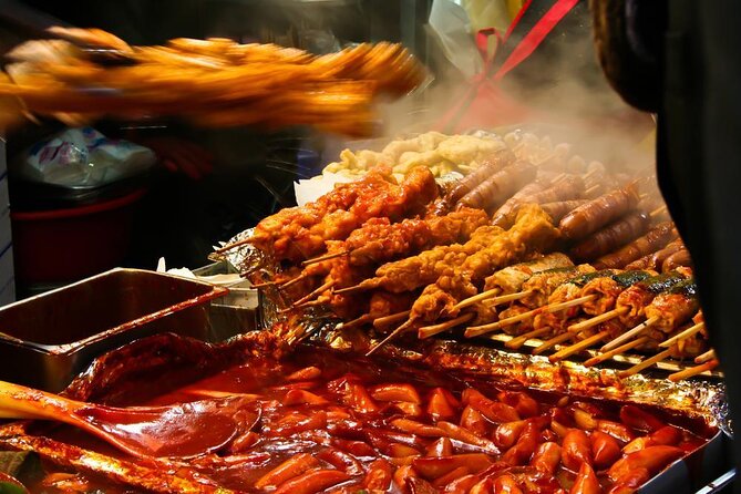 Seoul Night Tour (Gwangjang Market, Royal Palace and Naksan Park) - Five useful things to know