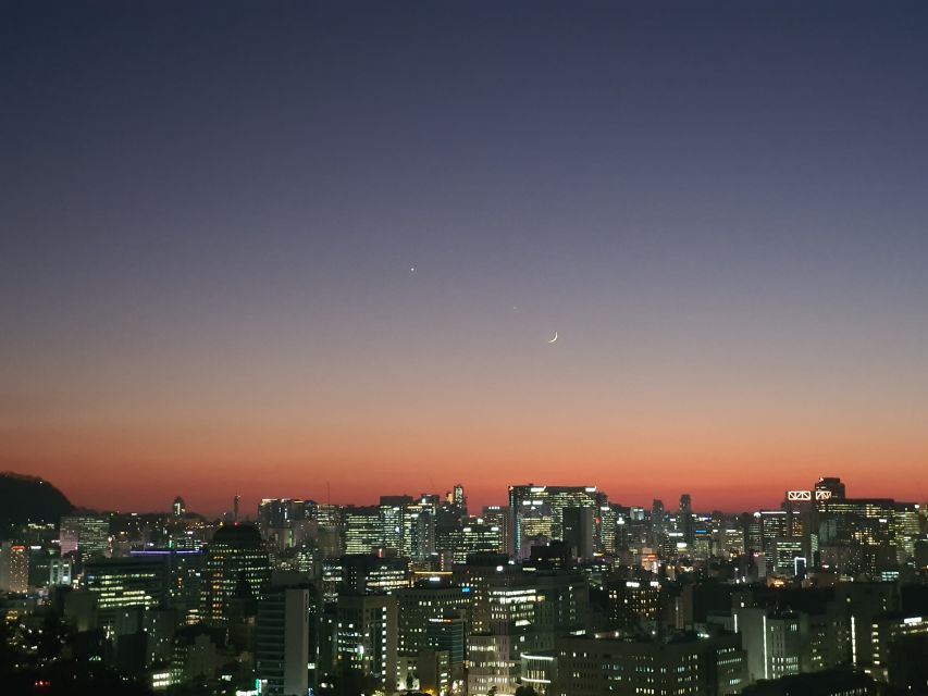 Seoul: Nighttime Hidden Gems Walking Tour - Walking the Hanyang City Wall after dark