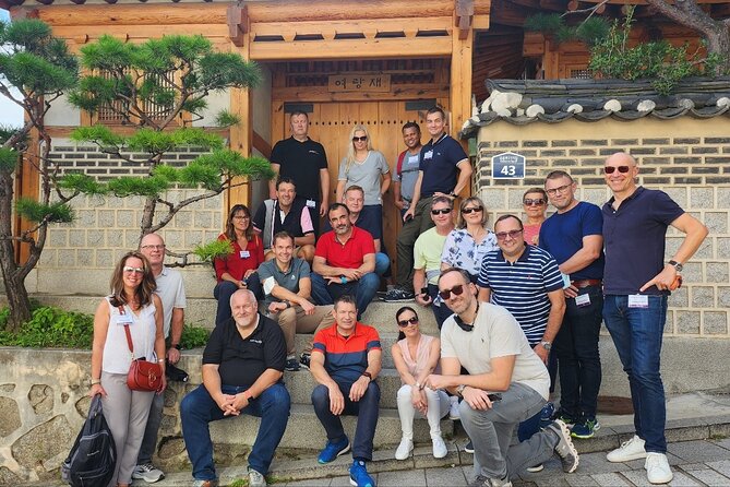 Seoul Private 4 Hour Tour with A Korean Buddy - Gwangjang Market for food and local guidance