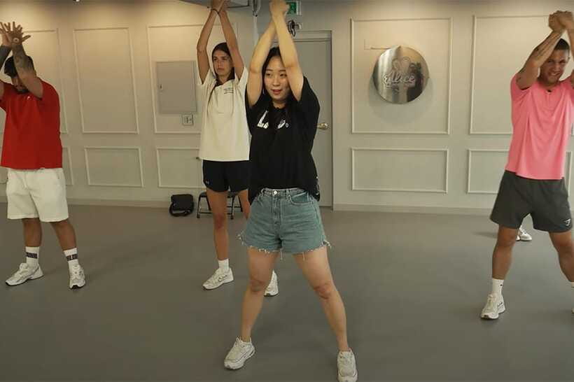 Seoul: Private K-Pop Dance Class with Video Recording - Booking, cancellation, and timing details