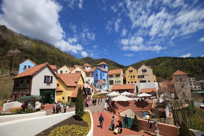 Seoul: Private Tour to Nami Island, Garden, Petite France - Petite France and Italian Village in one colorful stop