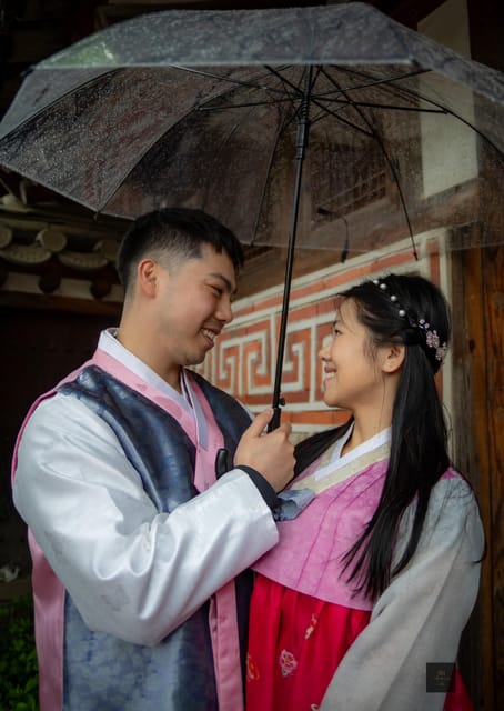 Seoul: Professional Photoshoot choose your location - Is $80 per person a good value?