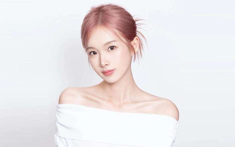 Seoul: Sihyunhada Photo, Personal Color, Makeup&Hair TOUR - Personal color analysis before the final look