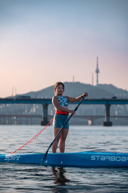 Seoul: Stand Up Paddle Board (SUP) & Kayak in Han River - Photos, conversation, and the human touch