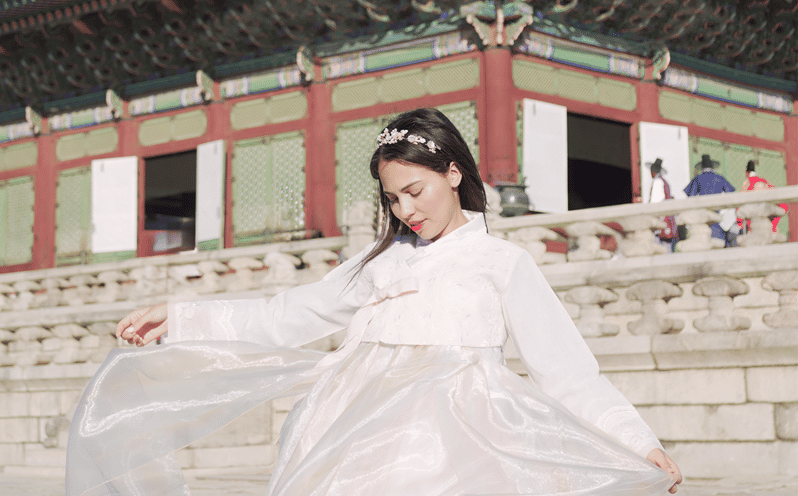 Seoul : Your Personal Photographer in Gyeongbokung - What you receive after the shoot