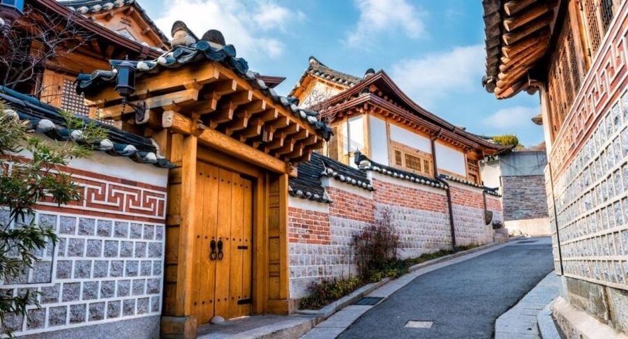 Seoul Your Way: Private Custom Experience with a Local Guide - Booking advice for a smoother day