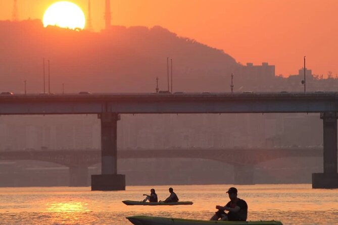 Stand Up Paddle Board (SUP) and Kayak Activities in Han River - Facilities, safety, and what to bring