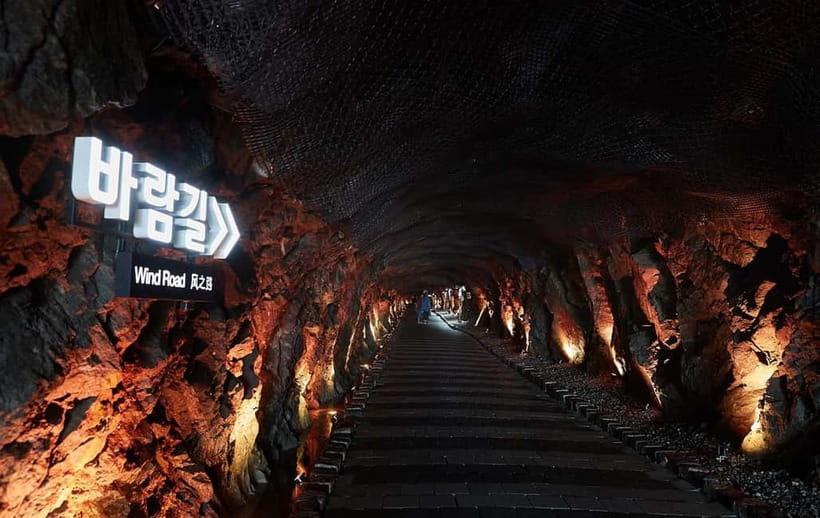 Suwon Hwaseong, Gwangmyeong Cave, & Starfield Library Trip - Hwaseong Haenggung and King Jeongjo’s royal world