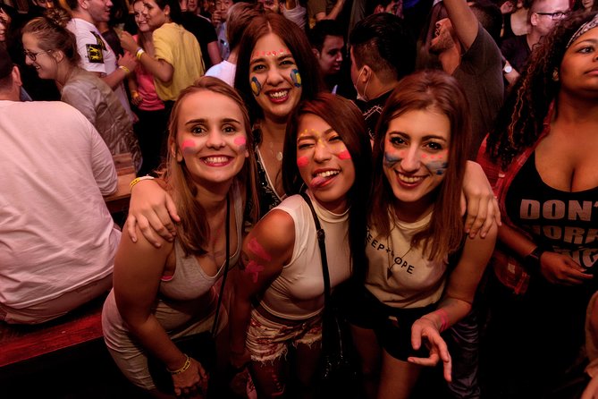The Seoul Pub Crawl Official - Saturday in Itaewon: the more club-focused option