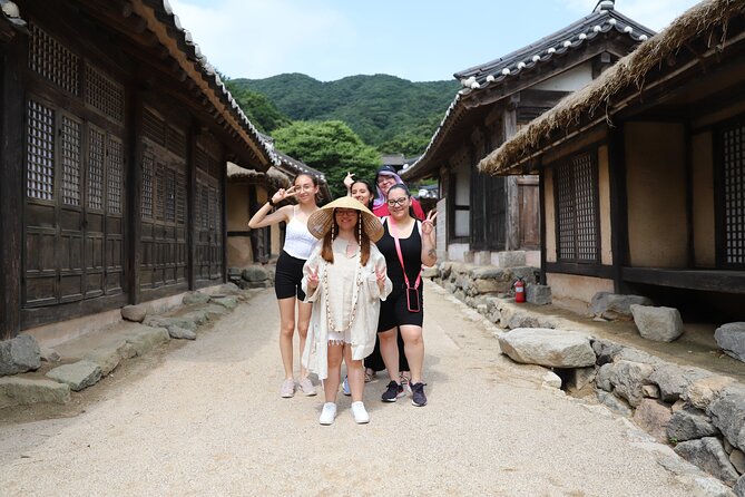 Yongin Dae Jang Geum Park Tour from Seoul - The ride from Myeong-dong takes patience